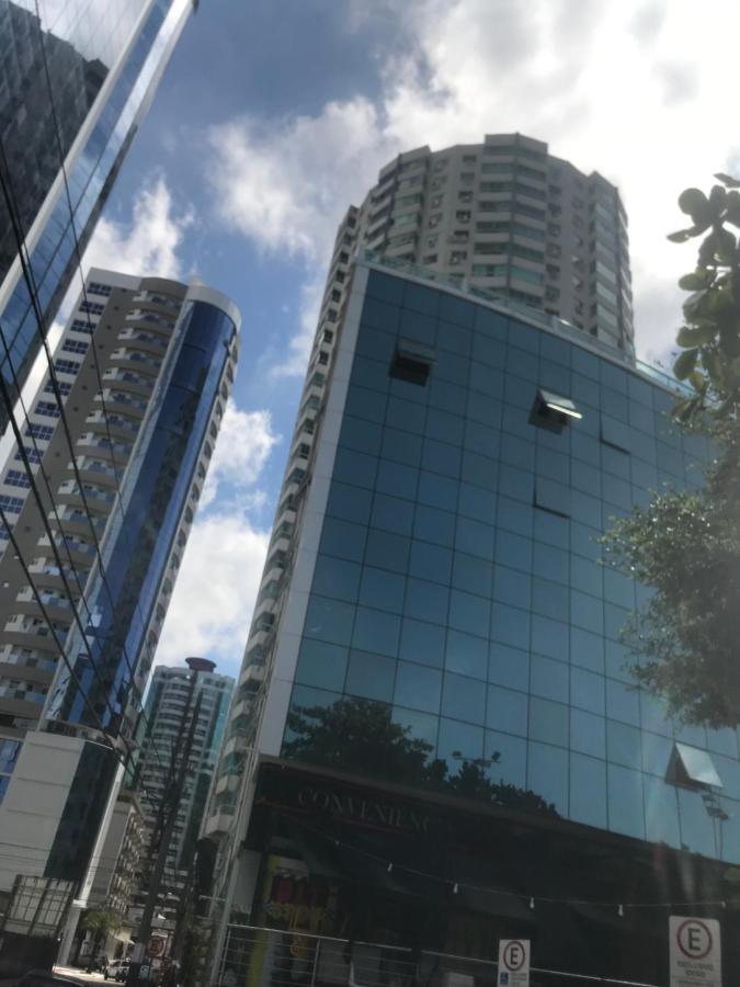 Apto Com Vista Deslumbrante, Com Piscina E Garagem!
